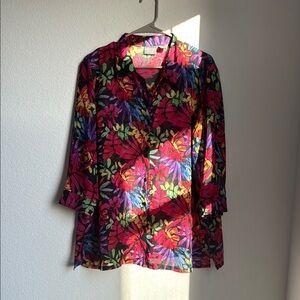 Chico's Pink and Red 3/4 Sleeve Button Down Shirt